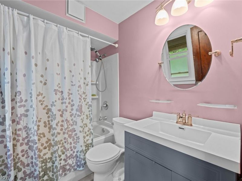 3322 E Fairfax Road, Cleveland Heights, OH 44118 Photo 17