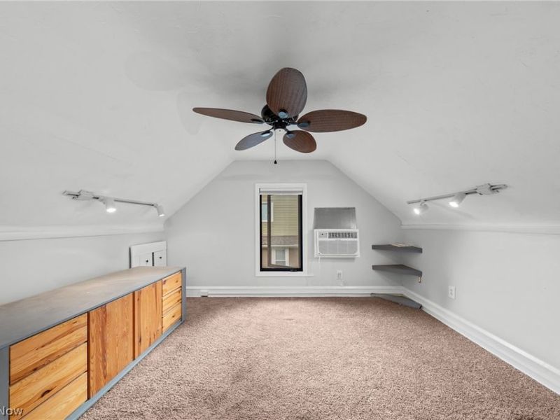 3322 E Fairfax Road, Cleveland Heights, OH 44118 Photo 24