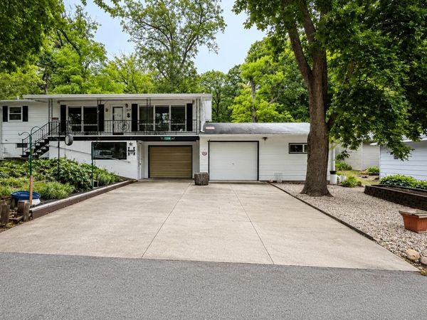 15380 213th Avenue , Spirit Lake, IA 51360