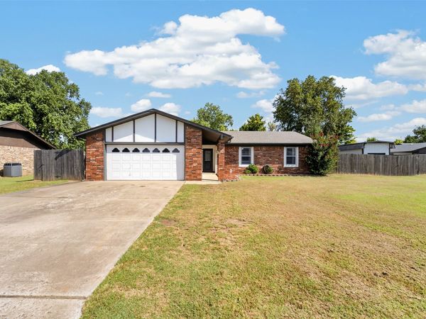 14509 Gomez Drive, Sand Springs, OK 74063
