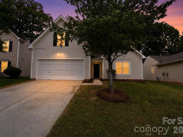 6923 Sunman Road, Charlotte, NC 28216