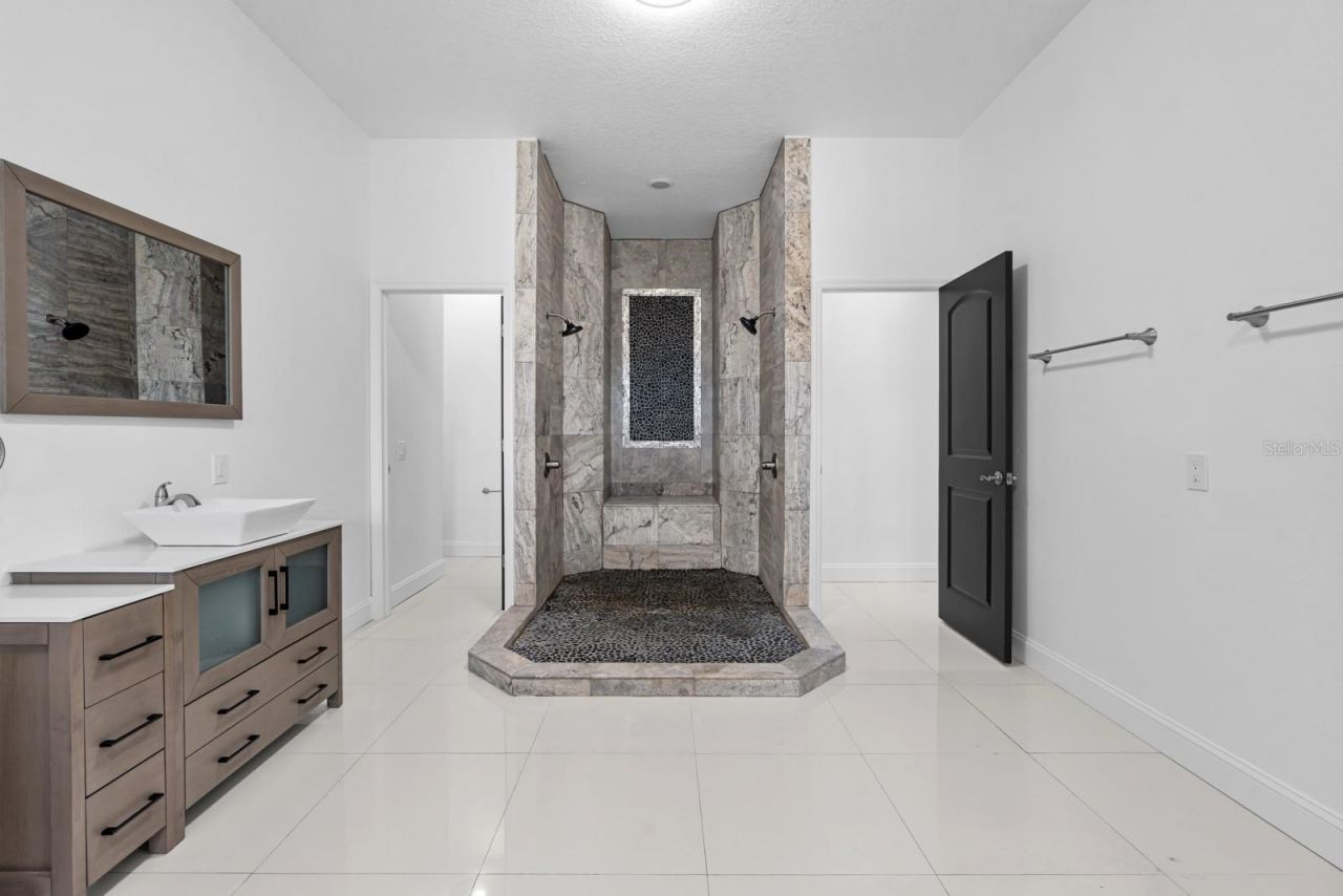11250 Mcmullen Road, Riverview, FL 33569 Photo