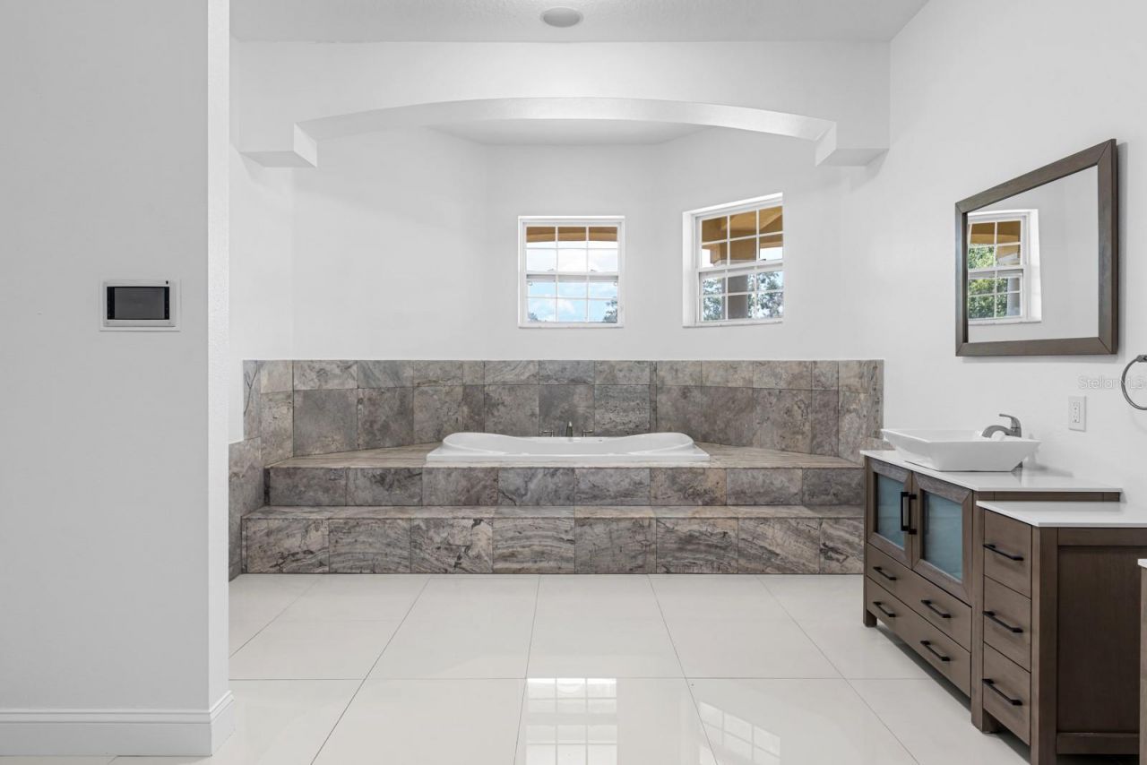 11250 Mcmullen Road, Riverview, FL 33569 Photo