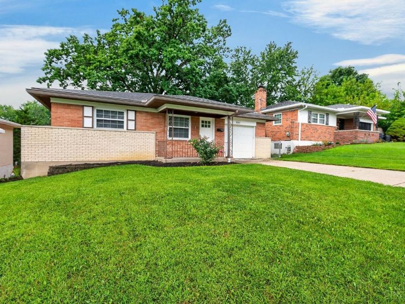 5341 Carefree Court, Delhi Township, OH 45238 Photo 2