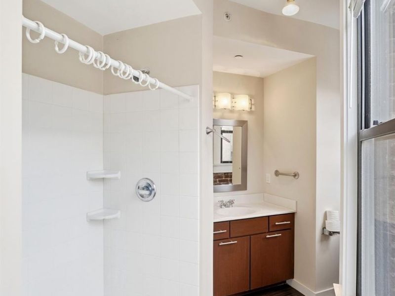 1213 Vine Street, Unit H, Cincinnati, OH 45202 Photo 27