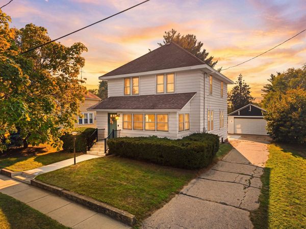 417 S Clinton Street, Princeton, WI 54968