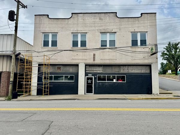 502 Main St W, OAK HILL, WV 25901