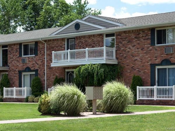 4 Baker Street , Unit 4D, West Babylon, NY 11704