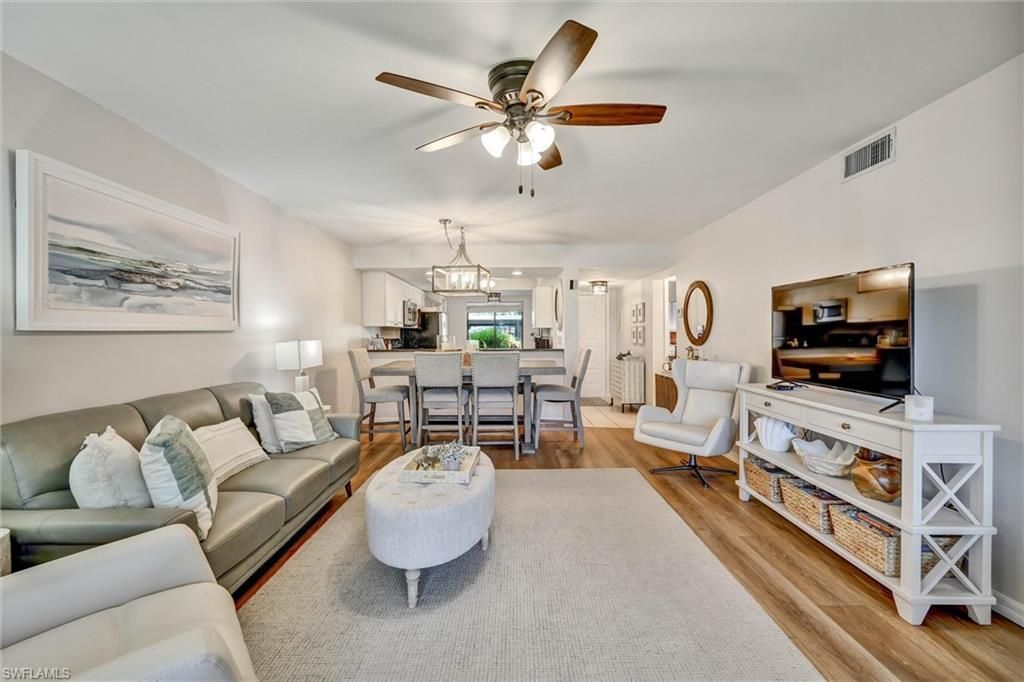 7340 Saint Ives Way, Unit 3102, Naples, FL 34104 Photo