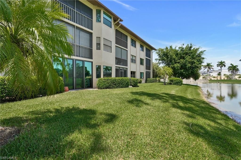 7340 Saint Ives Way, Unit 3102, Naples, FL 34104 Photo