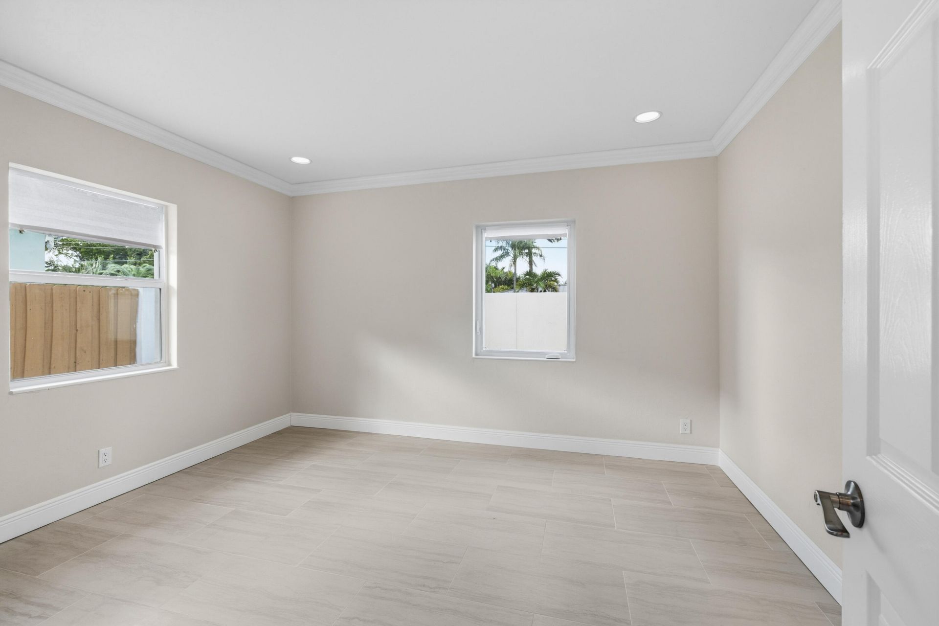 2000 NE 17th Court, Unit 1-2, Fort Lauderdale, FL 33305 Photo