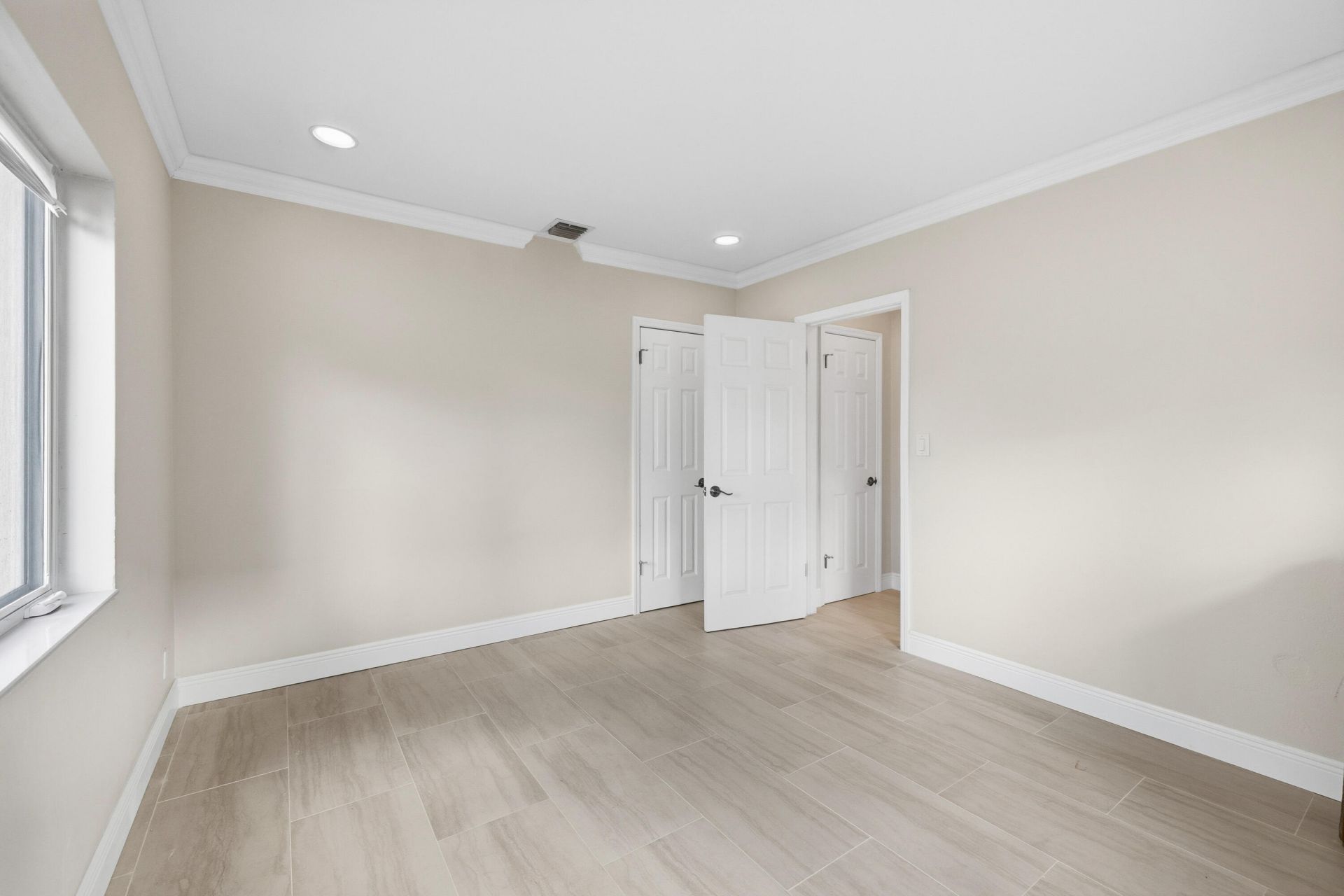 2000 NE 17th Court, Unit 1-2, Fort Lauderdale, FL 33305 Photo
