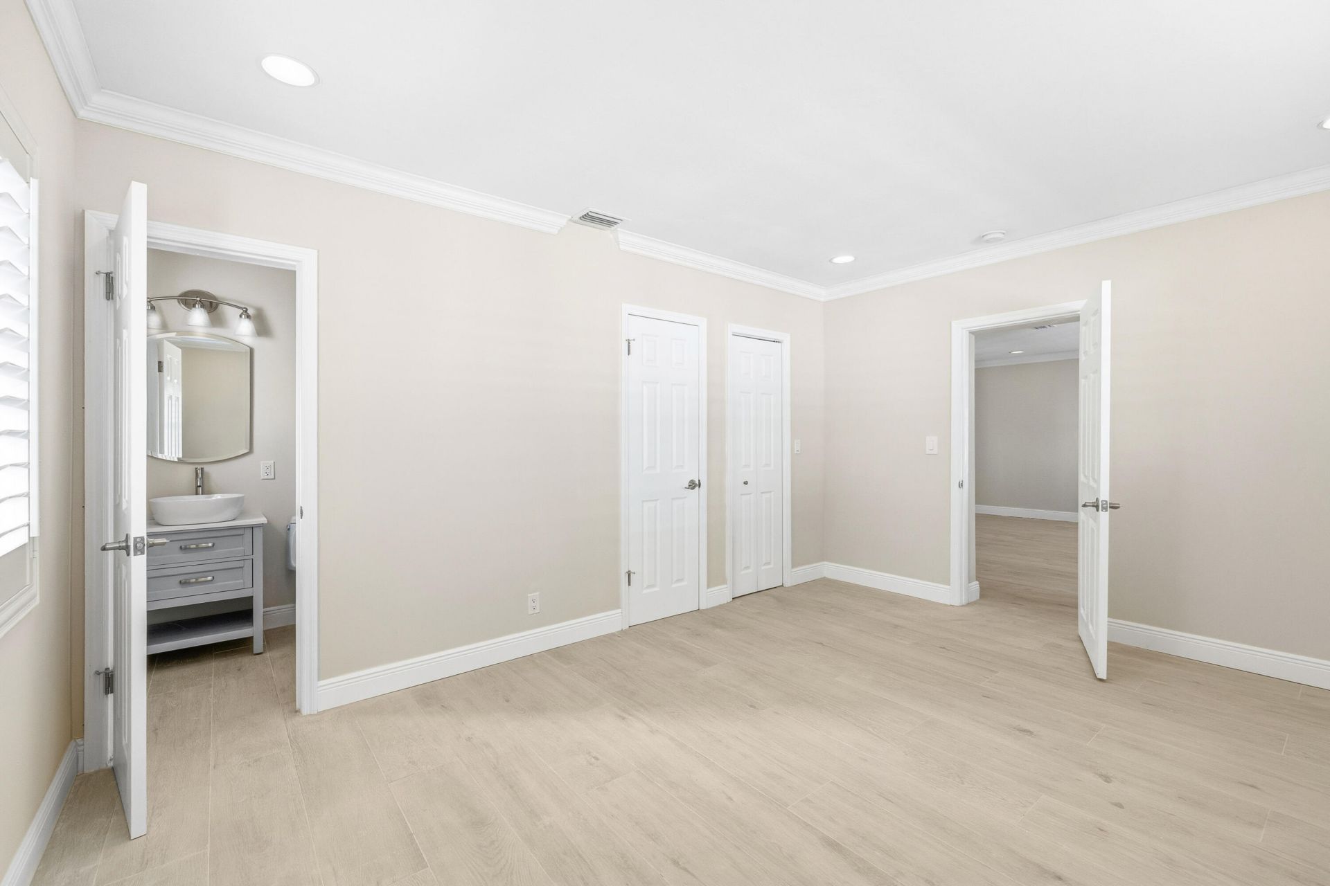 2000 NE 17th Court, Unit 1-2, Fort Lauderdale, FL 33305 Photo