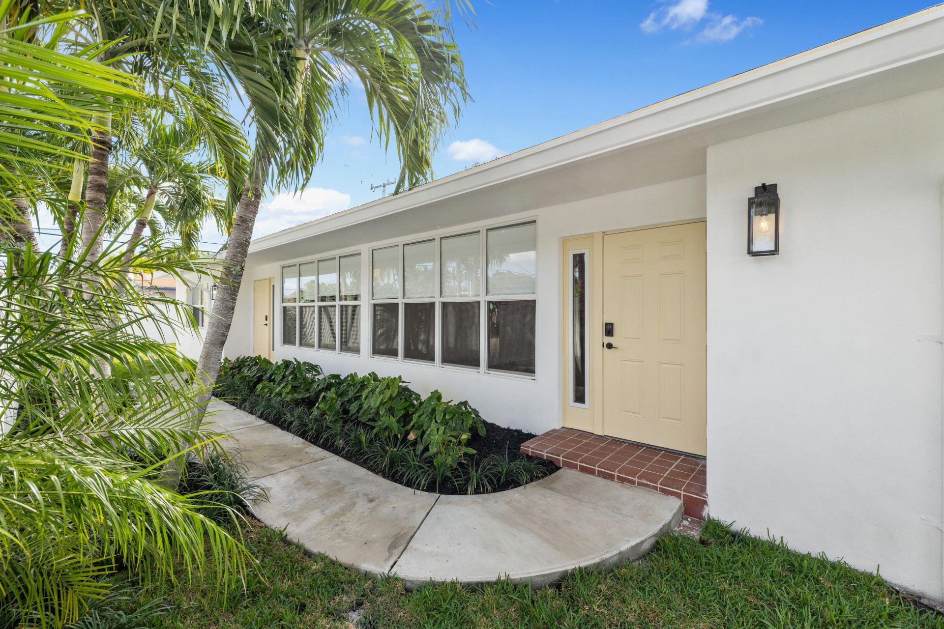 2000 NE 17th Court, Unit 1-2, Fort Lauderdale, FL 33305 Photo