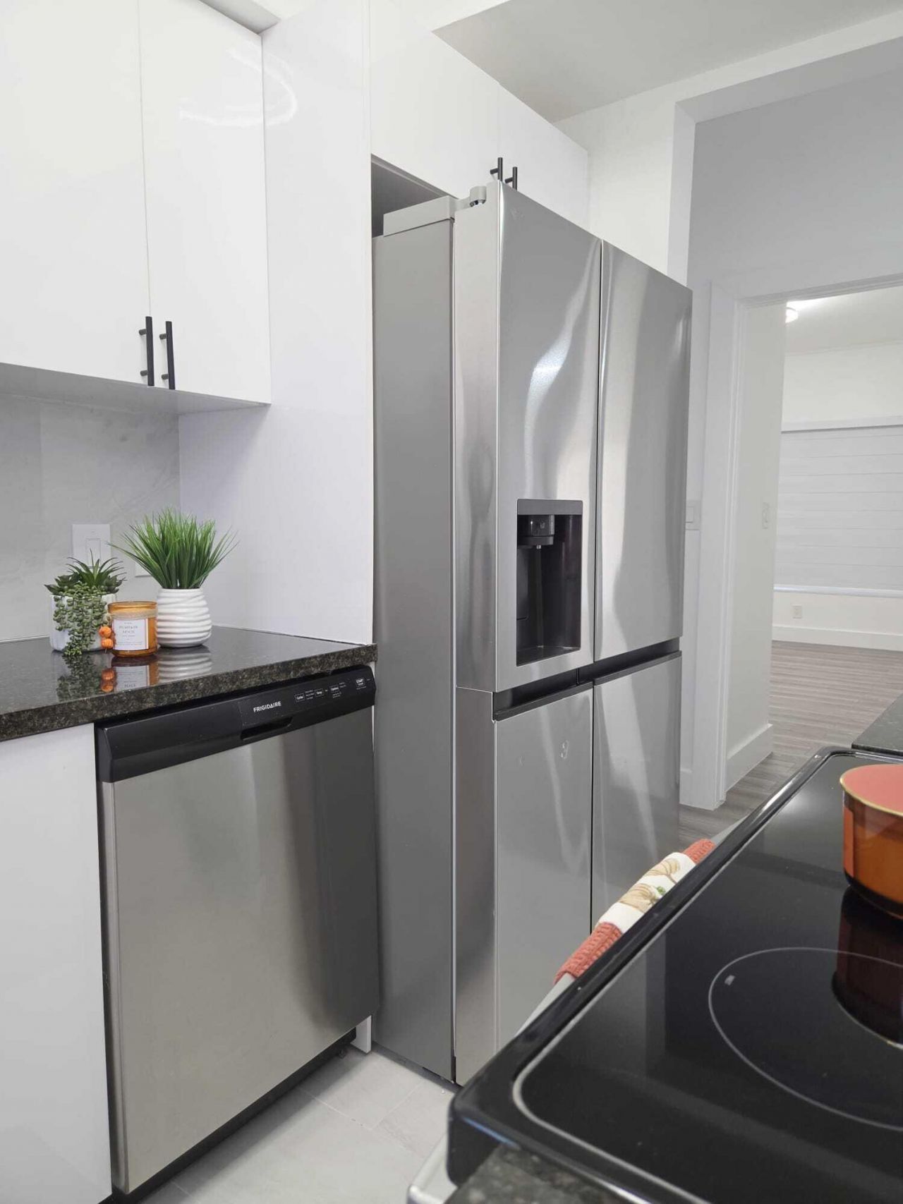2131 Calais Drive, Unit 7, Miami Beach, FL 33141 Photo