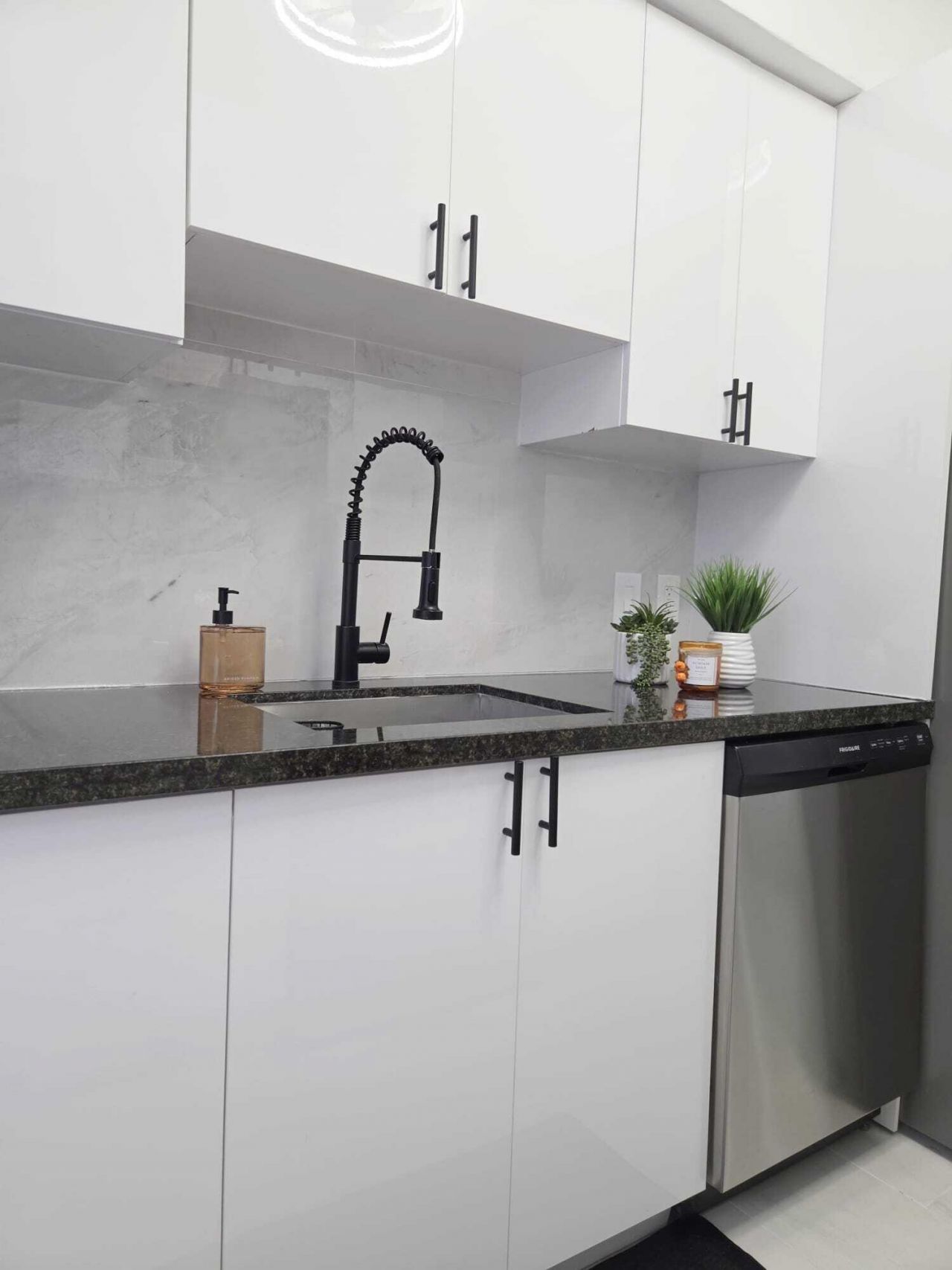 2131 Calais Drive, Unit 7, Miami Beach, FL 33141 Photo