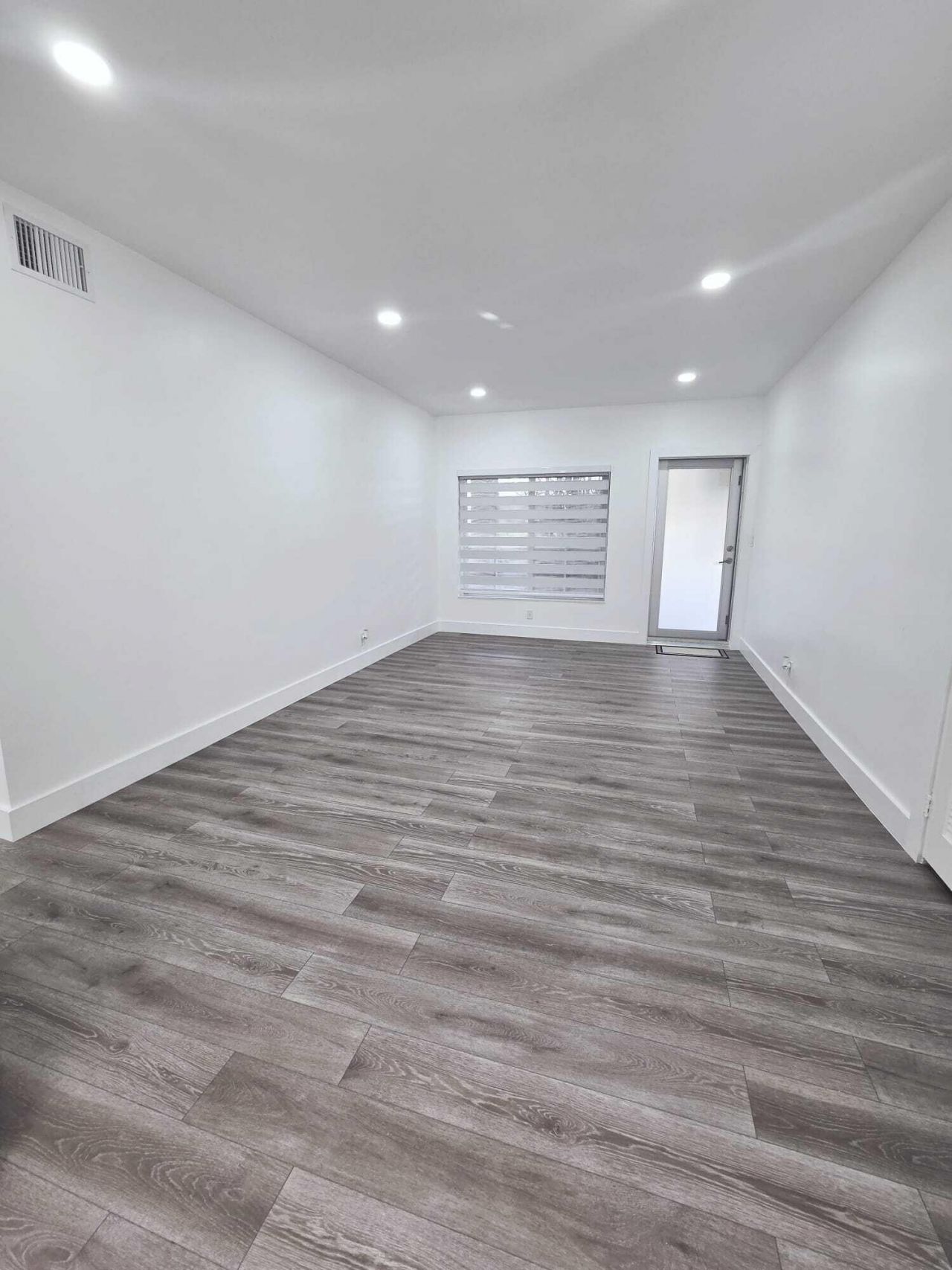 2131 Calais Drive, Unit 7, Miami Beach, FL 33141 Photo