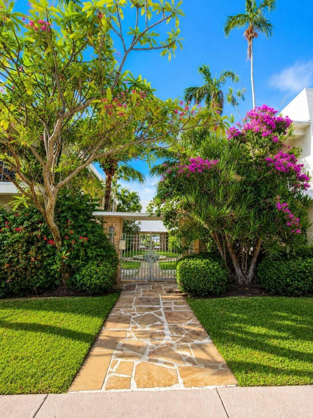 2131 Calais Drive, Unit 7, Miami Beach, FL 33141 Photo