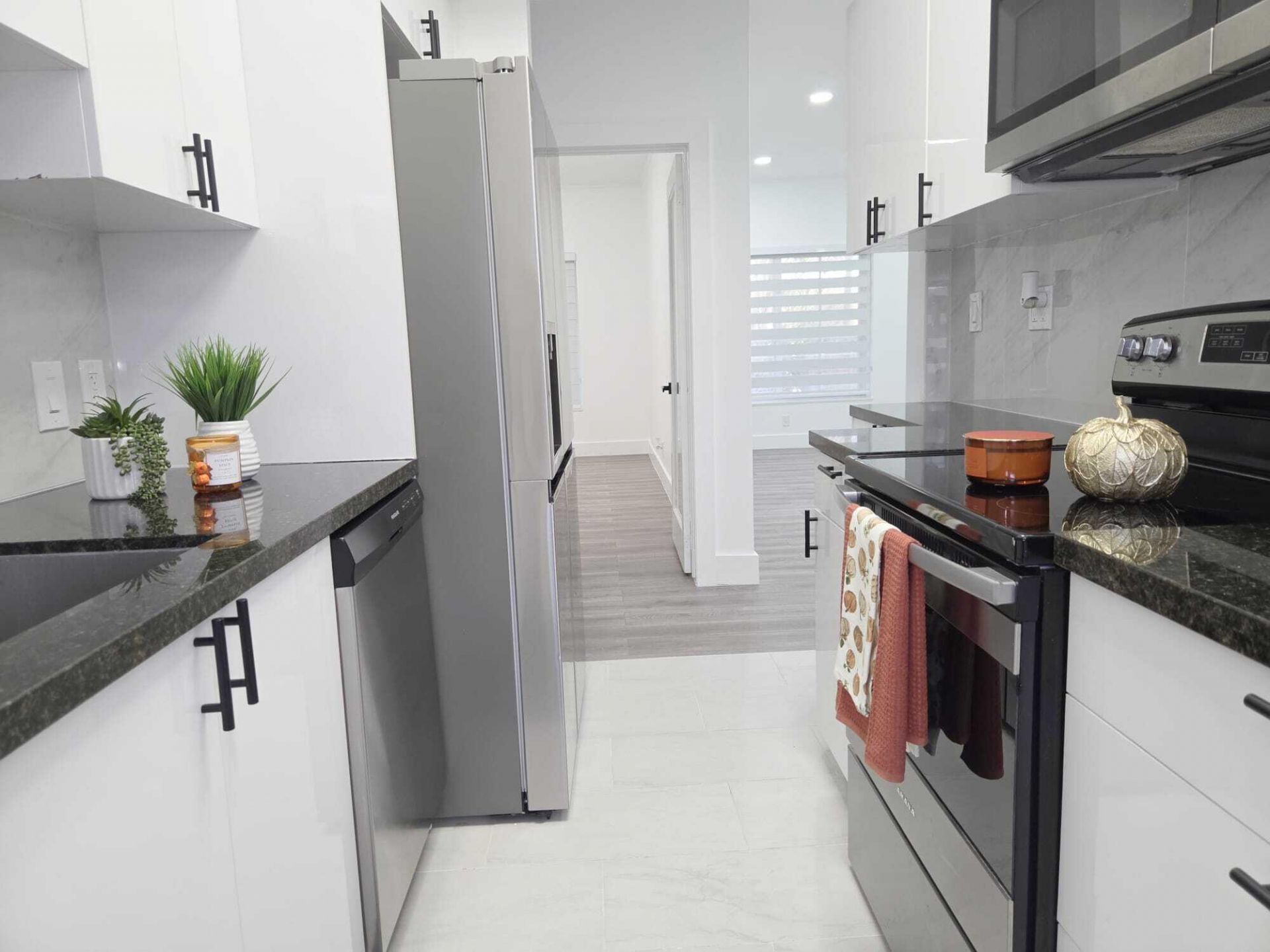 2131 Calais Drive, Unit 7, Miami Beach, FL 33141 Photo