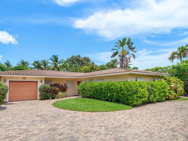317 NE 2ND Street, Boca Raton, FL 33432