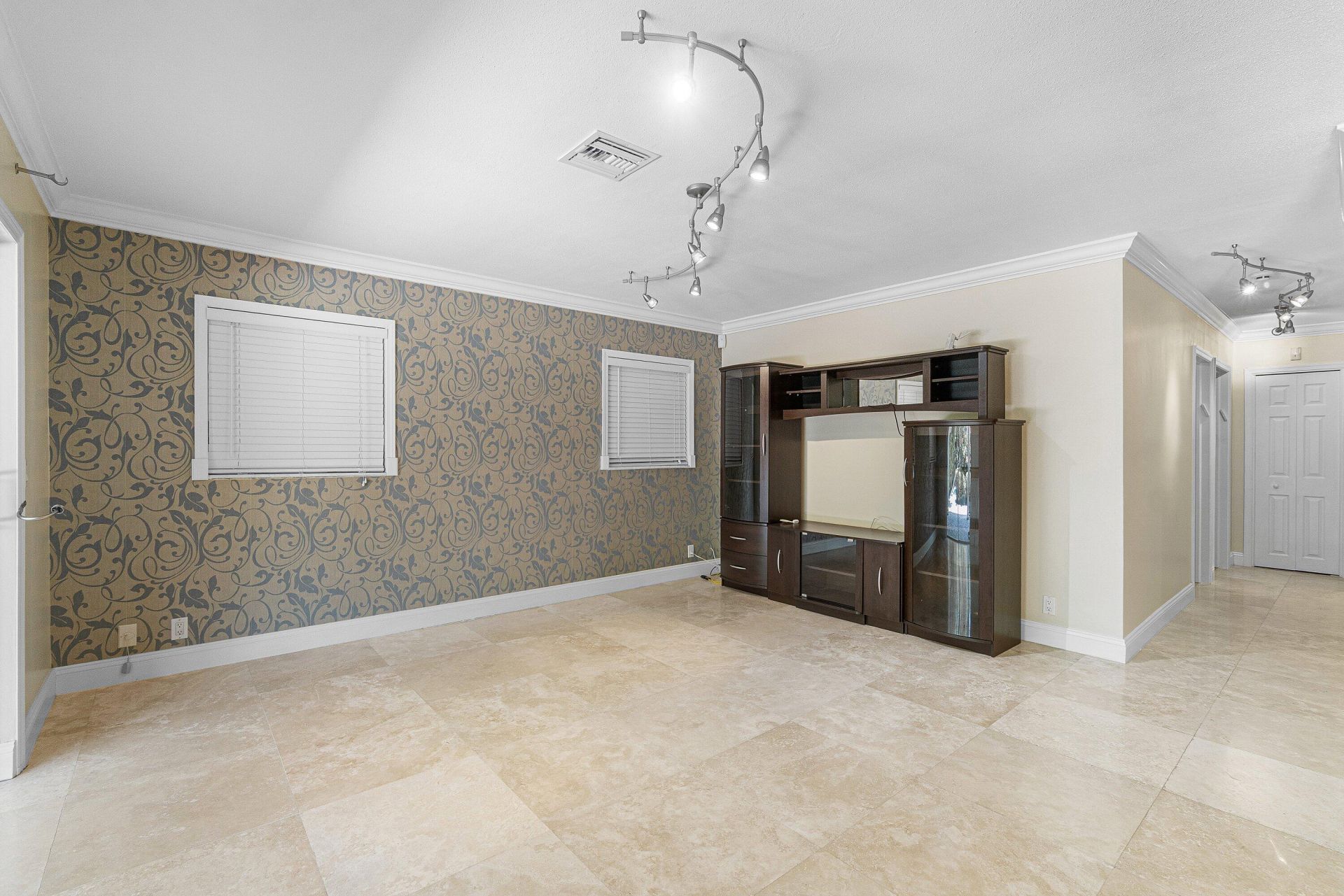 317 NE 2nd Street, Boca Raton, FL 33432 Photo