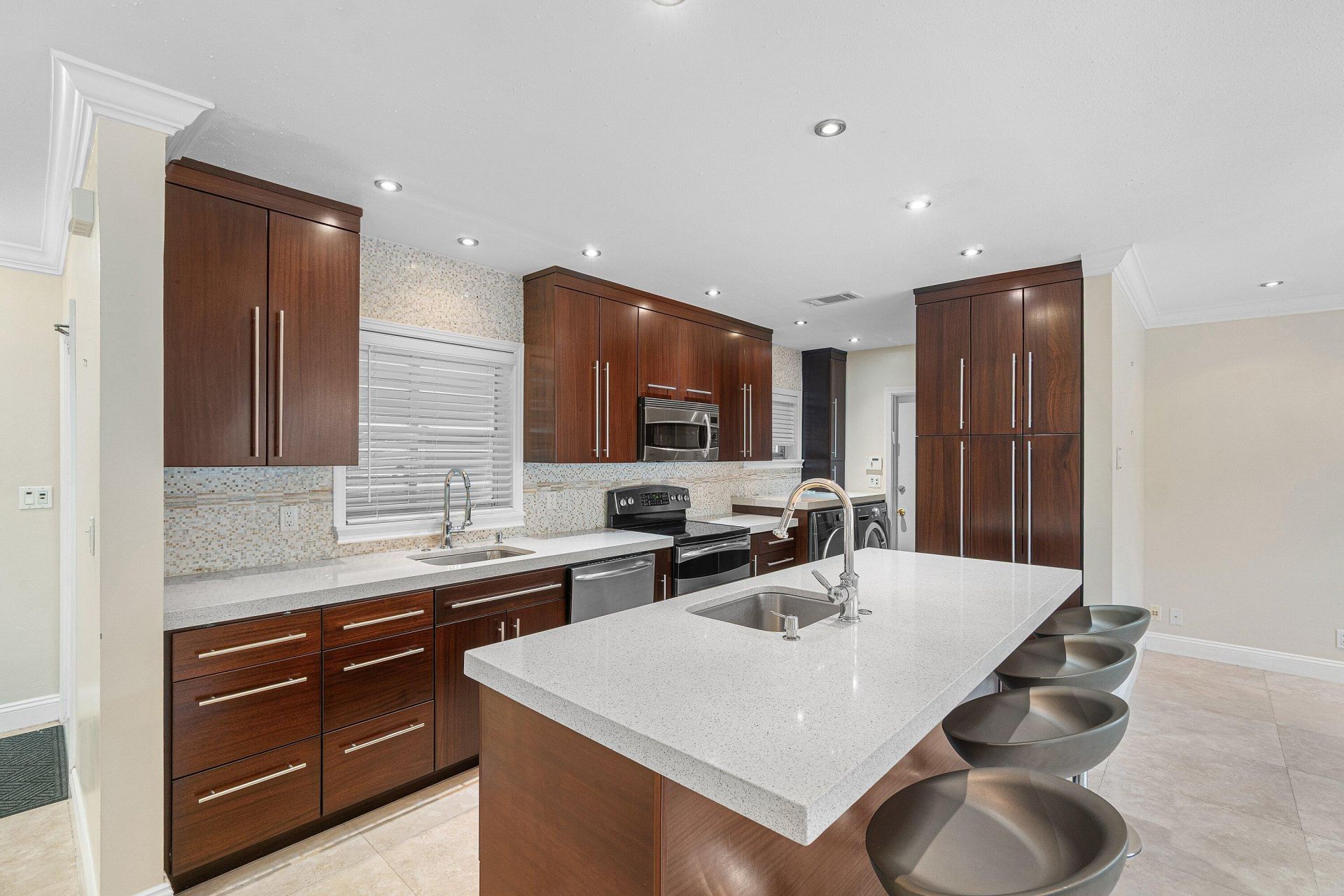 317 NE 2nd Street, Boca Raton, FL 33432 Photo