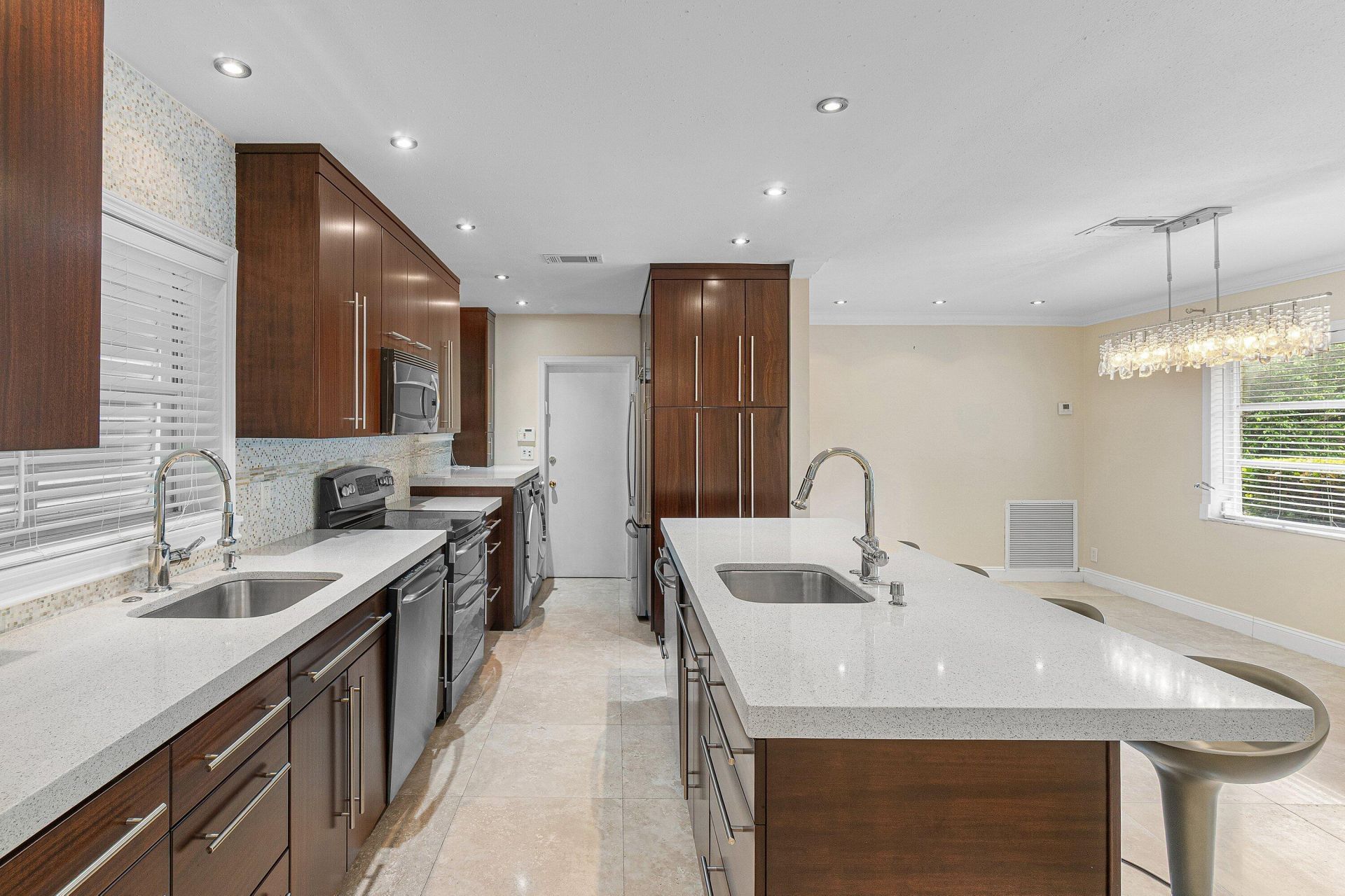 317 NE 2nd Street, Boca Raton, FL 33432 Photo