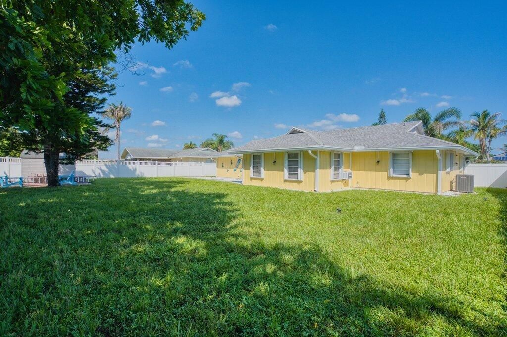 888 NE Maranta Terrado, Jensen Beach, FL 34957 Photo