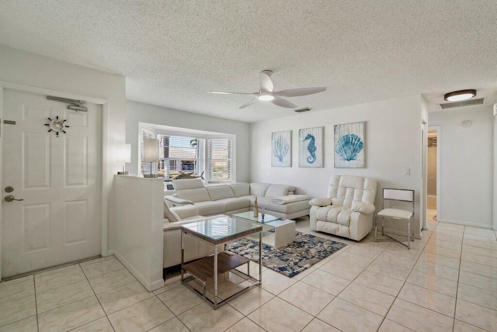 888 NE Maranta Terrado, Jensen Beach, FL 34957 Photo