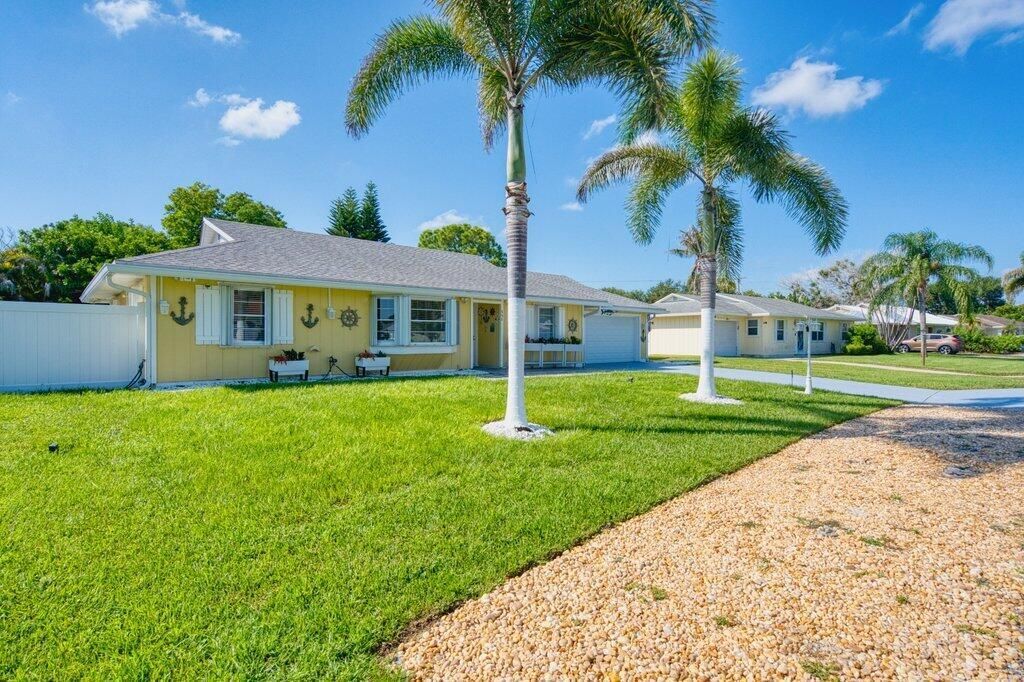 888 NE Maranta Terrado, Jensen Beach, FL 34957 Photo