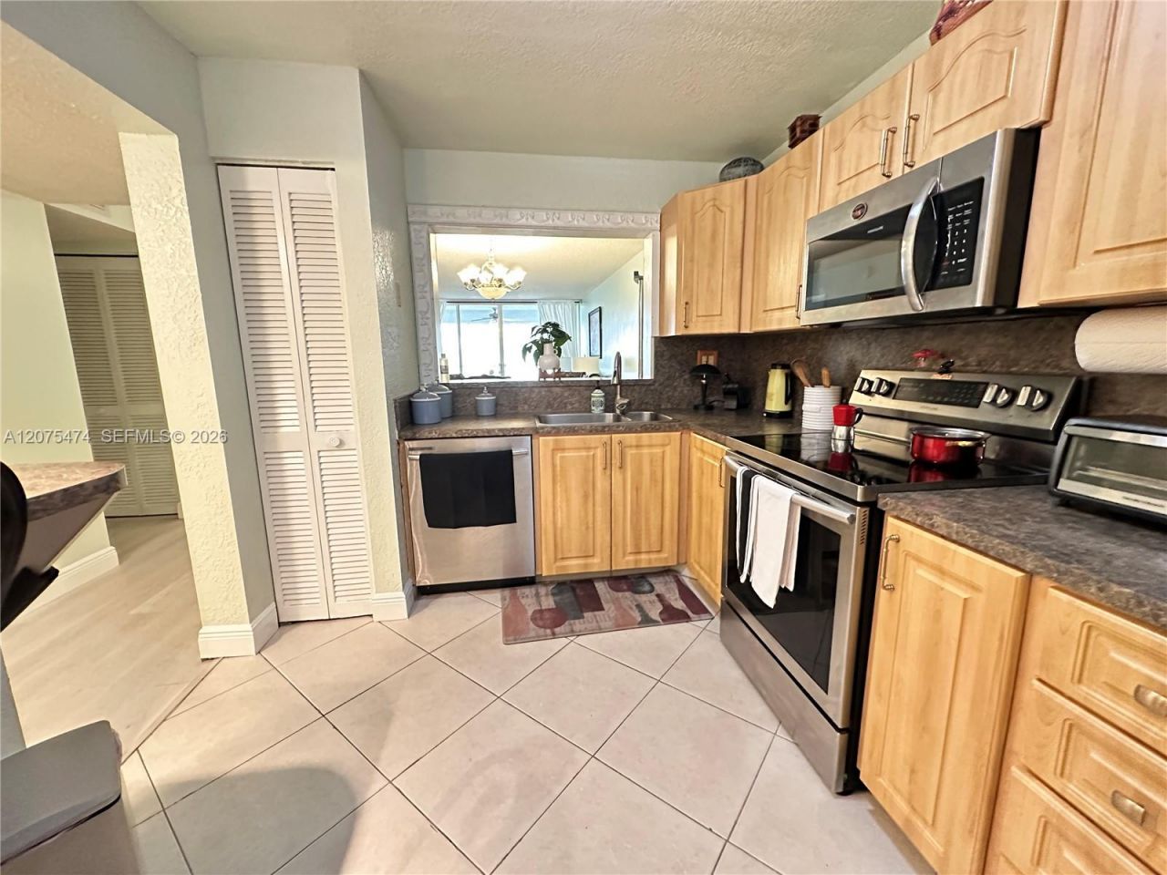 3910 Inverrary Blvd , Unit 202-B, Lauderhill, FL 33319 Photo