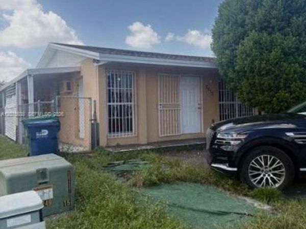Miami Gardens, FL 33056
