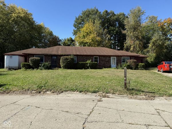 8422 Sten Court , Indianapolis, IN 46227