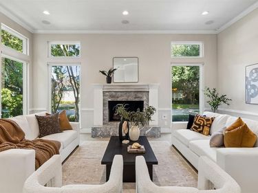 7233 Helsem Bend, Dallas, TX 75230