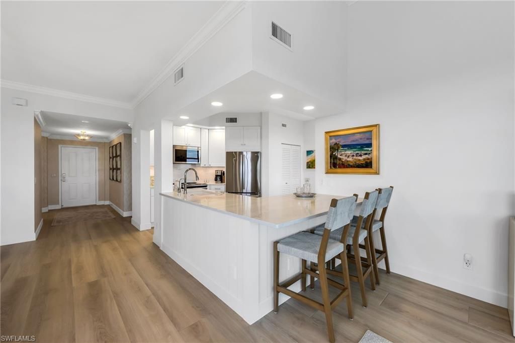7040 Pelican Bay Blvd, Unit 504, Naples, FL 34108 Photo
