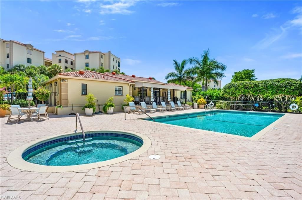 7040 Pelican Bay Blvd, Unit 504, Naples, FL 34108 Photo