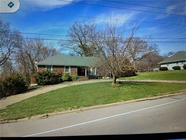 11500 E 35th Street, Independence, MO 64014