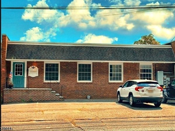 2504 Plainfield Ave, Scotch Plains, NJ 07076