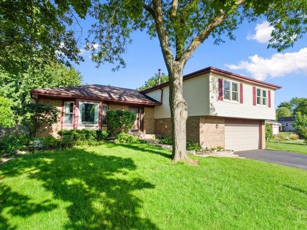 1434 Coral Reef Way , Lake Zurich, IL 60047