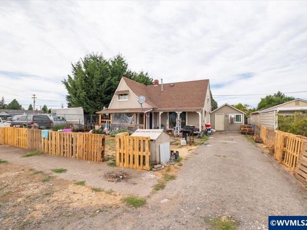 299 Gilbert St, Lebanon, OR 97355