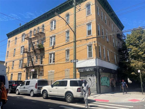 380 Crescent Street , Brooklyn, NY 11208
