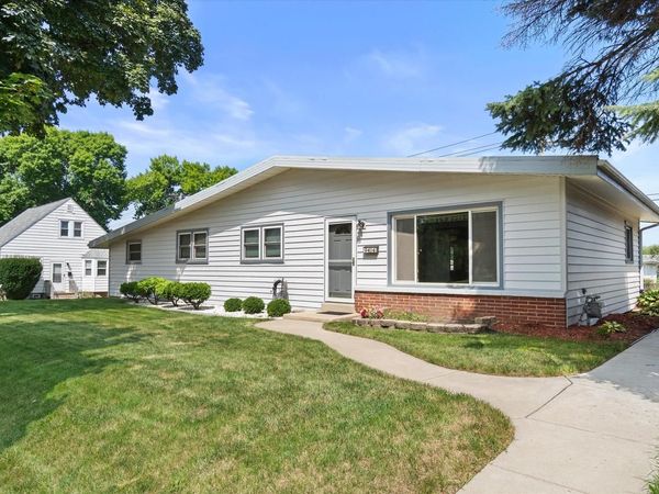 9414 W Oklahoma AVENUE, West Allis, WI 53227