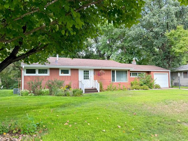 59 Edgewater Drive , Little Falls, MN 56345