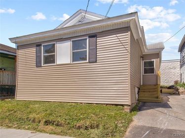 1002 Park Street , Unit 15, North Syracuse, NY 13208