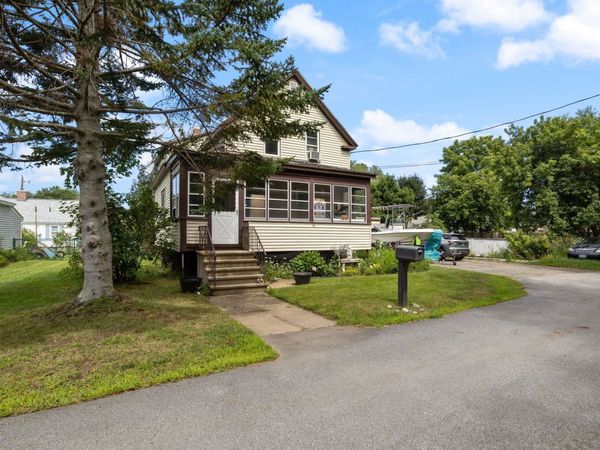 6 Brick Street, Somersworth, NH 03878