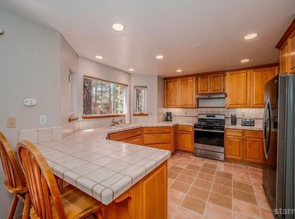1606 Plateau Circle, South Lake Tahoe, CA 96150 Photo