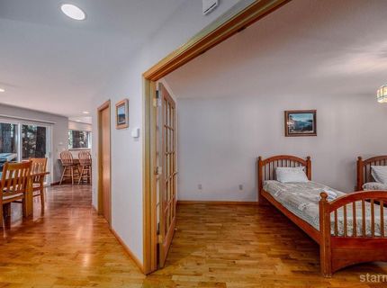 1606 Plateau Circle, South Lake Tahoe, CA 96150 Photo
