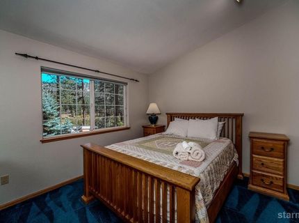 1606 Plateau Circle, South Lake Tahoe, CA 96150 Photo