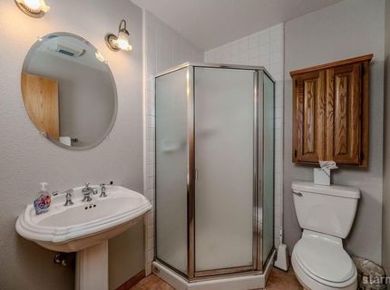 1606 Plateau Circle, South Lake Tahoe, CA 96150 Photo