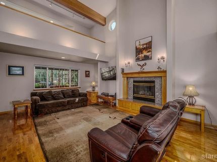 1606 Plateau Circle, South Lake Tahoe, CA 96150 Photo